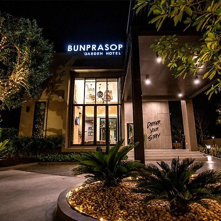 Bunprasop Garden Hotel 나콘시탐마랏 외부 사진
